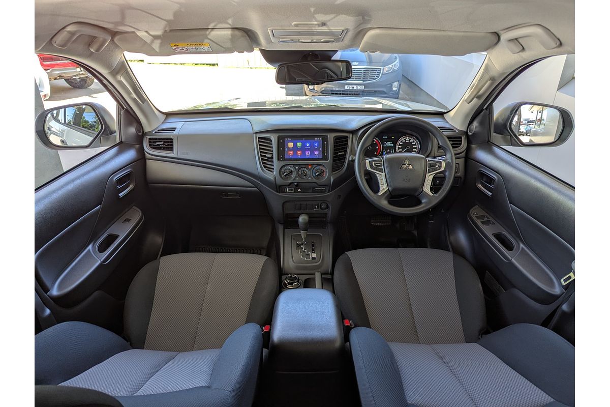 2022 Mitsubishi Triton GLX MR
