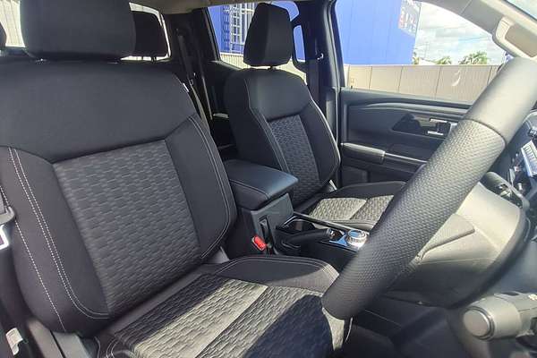 2024 Mitsubishi Triton GLS MV 4X4
