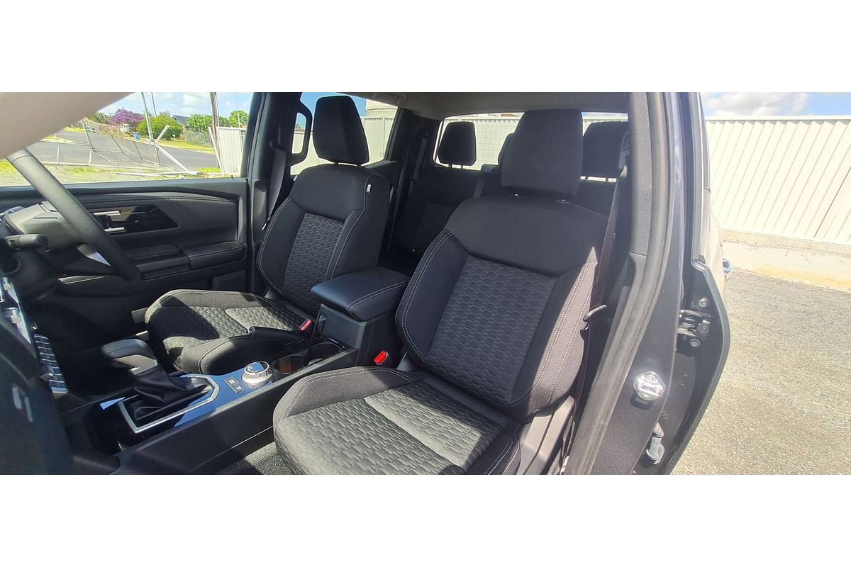 2024 Mitsubishi Triton GLS MV 4X4