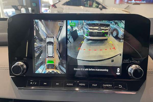2023 Mitsubishi Outlander Exceed ZM