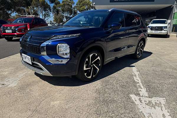 2023 Mitsubishi Outlander Exceed ZM