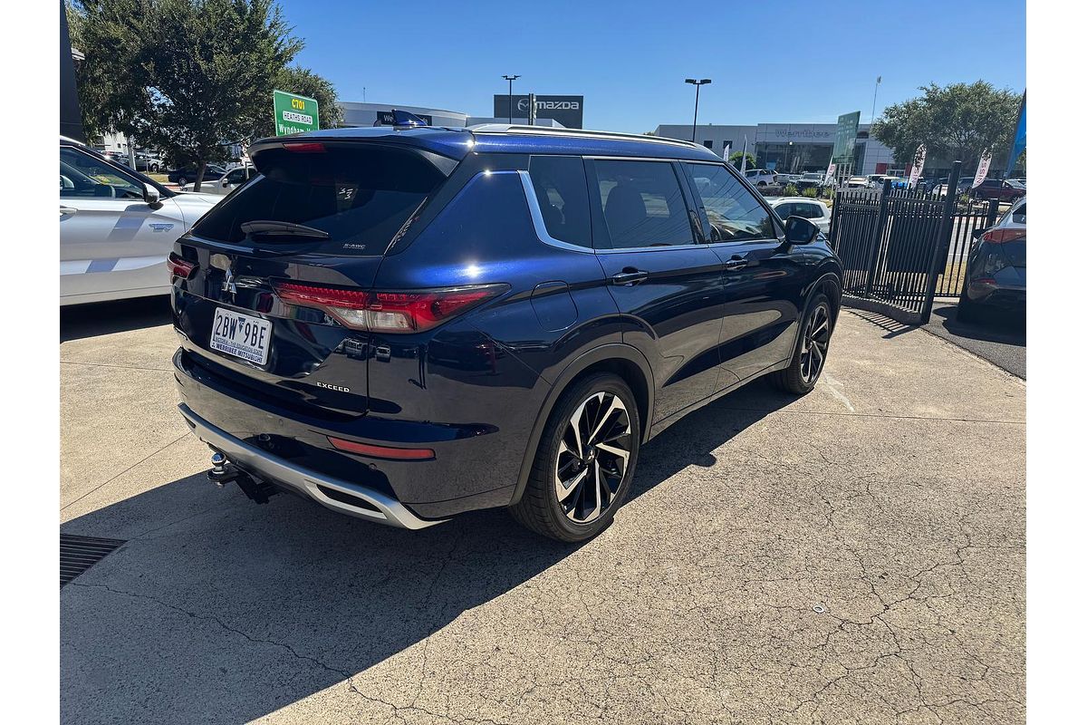 2023 Mitsubishi Outlander Exceed ZM