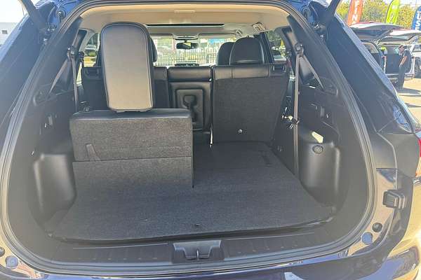 2023 Mitsubishi Outlander Exceed ZM