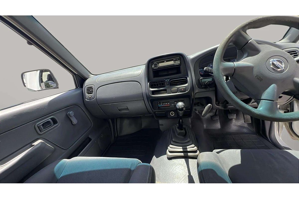 2009 Nissan Navara DX D22 Rear Wheel Drive