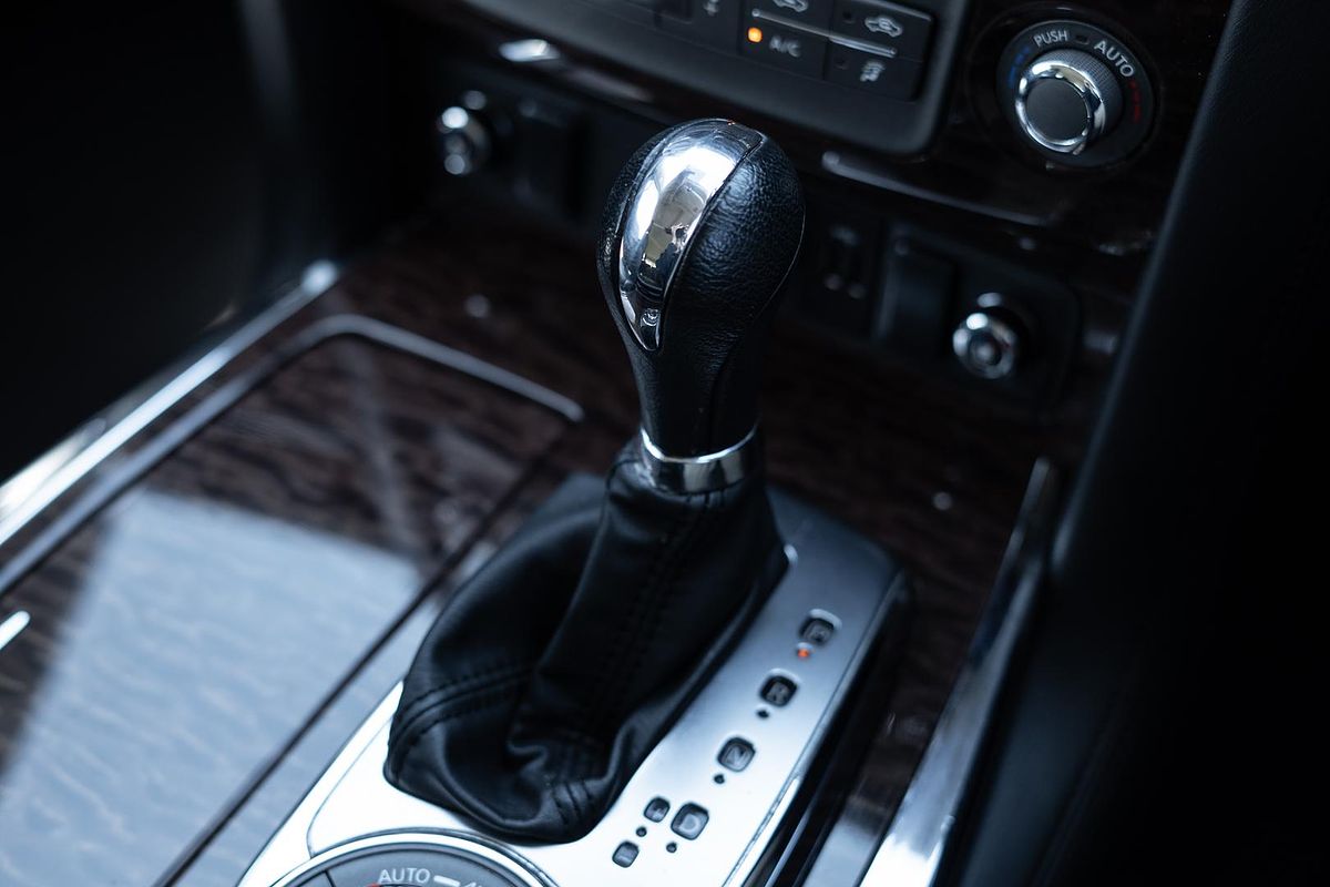 2022 Nissan Patrol Ti-L Y62