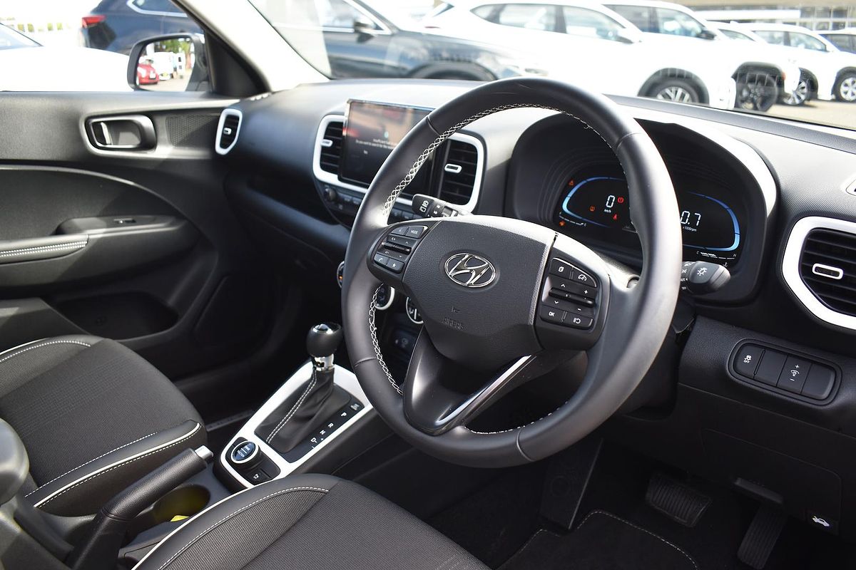 2023 Hyundai Venue Elite QX.V5