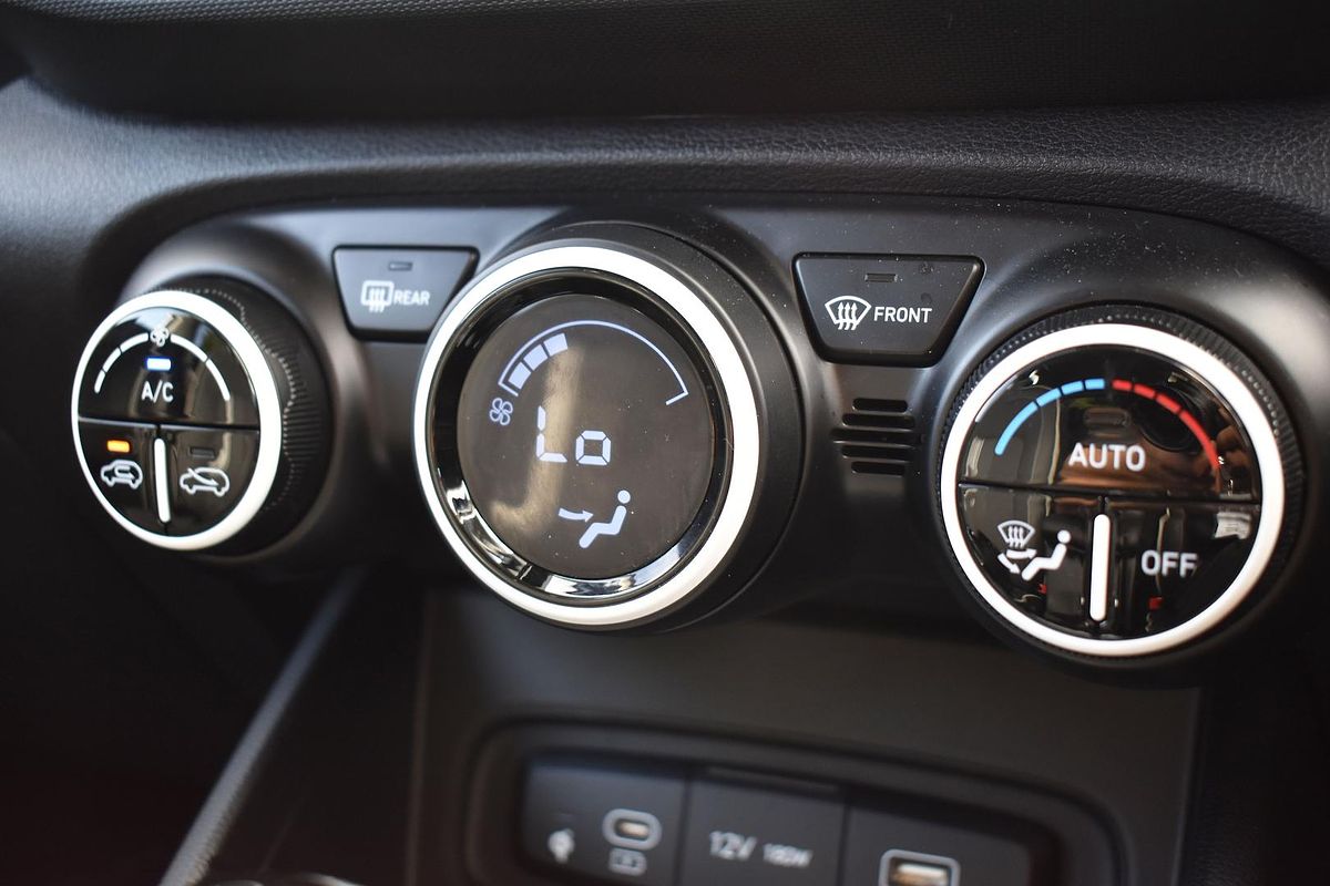 2023 Hyundai Venue Elite QX.V5
