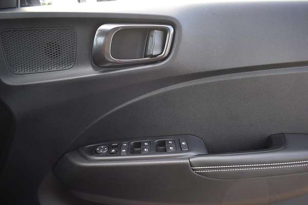 2023 Hyundai Venue Elite QX.V5