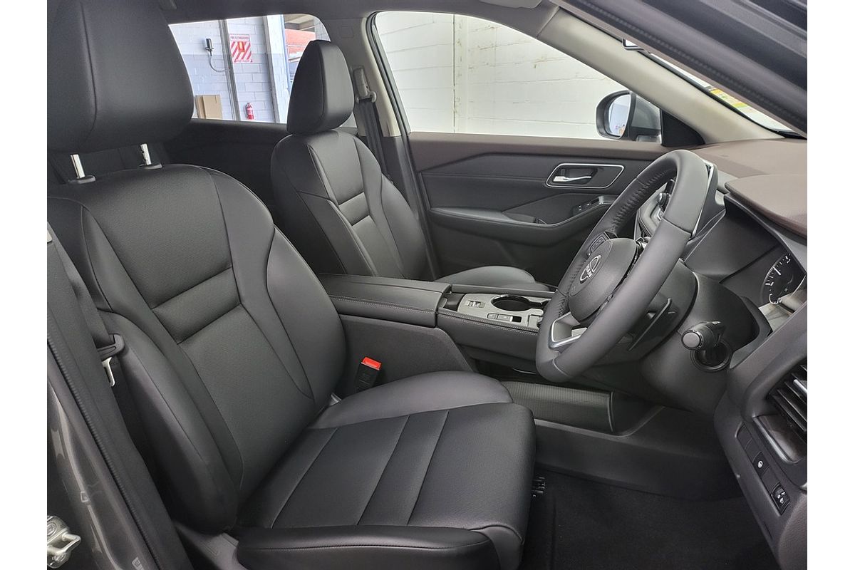 2024 Nissan X-TRAIL ST-L T33