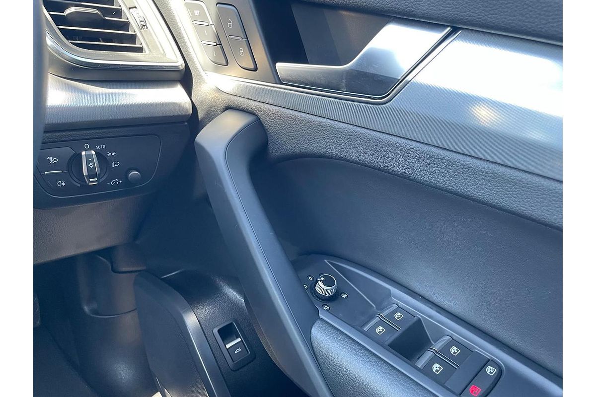 2023 Audi Q5 40 TDI FY