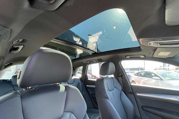 2023 Audi Q5 40 TDI FY