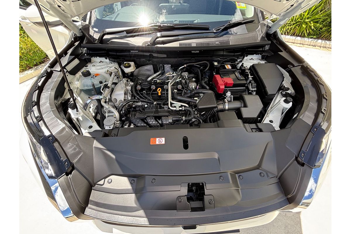 2024 Mitsubishi Outlander LS ZM