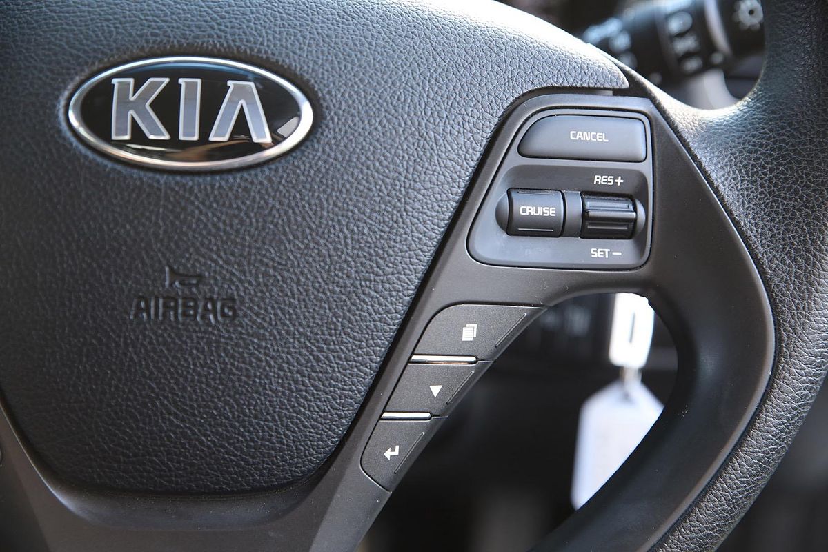 2017 Kia Cerato S YD