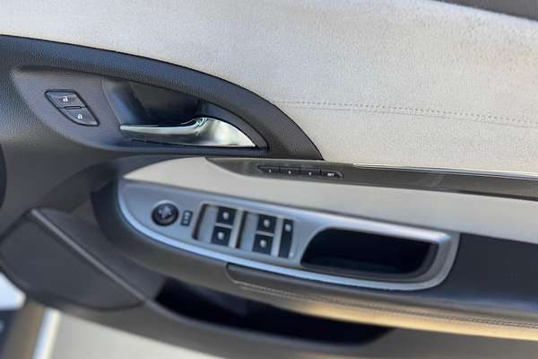2013 Holden Calais V VF