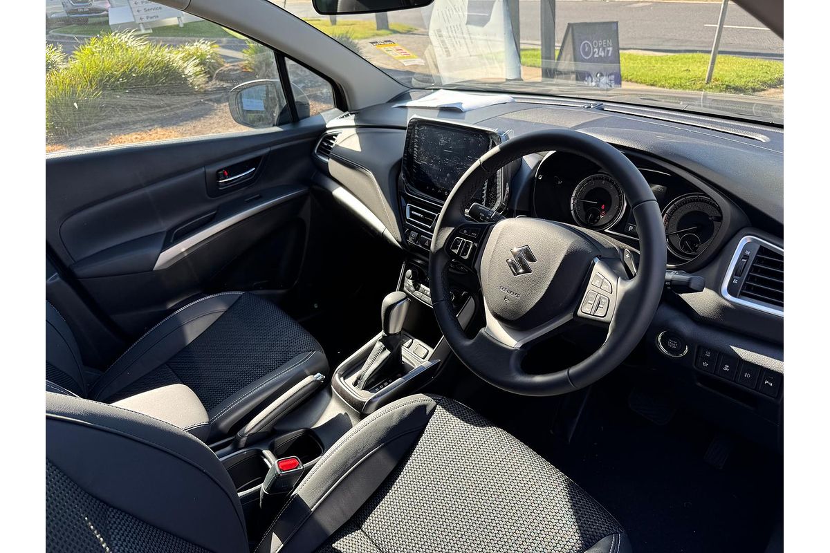 2023 Suzuki S-Cross Plus JYB