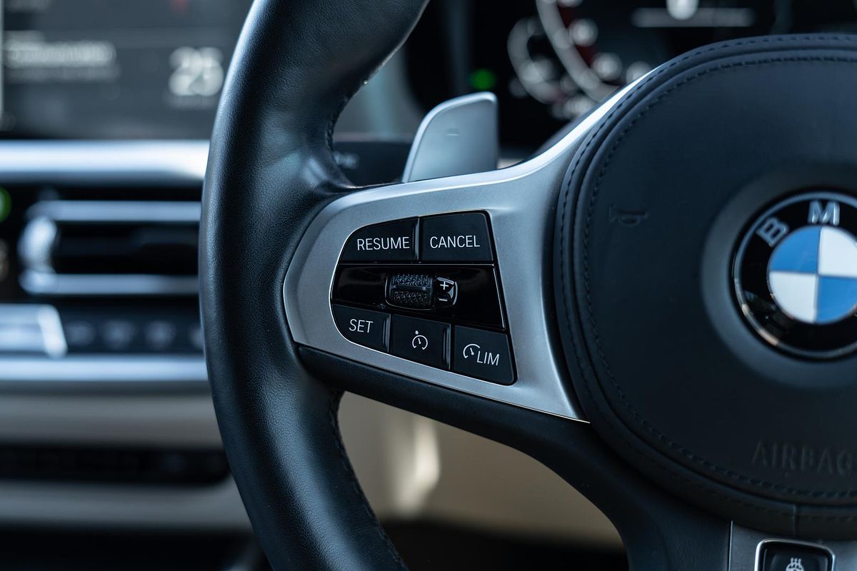 2022 BMW 3 Series 330i M Sport G20