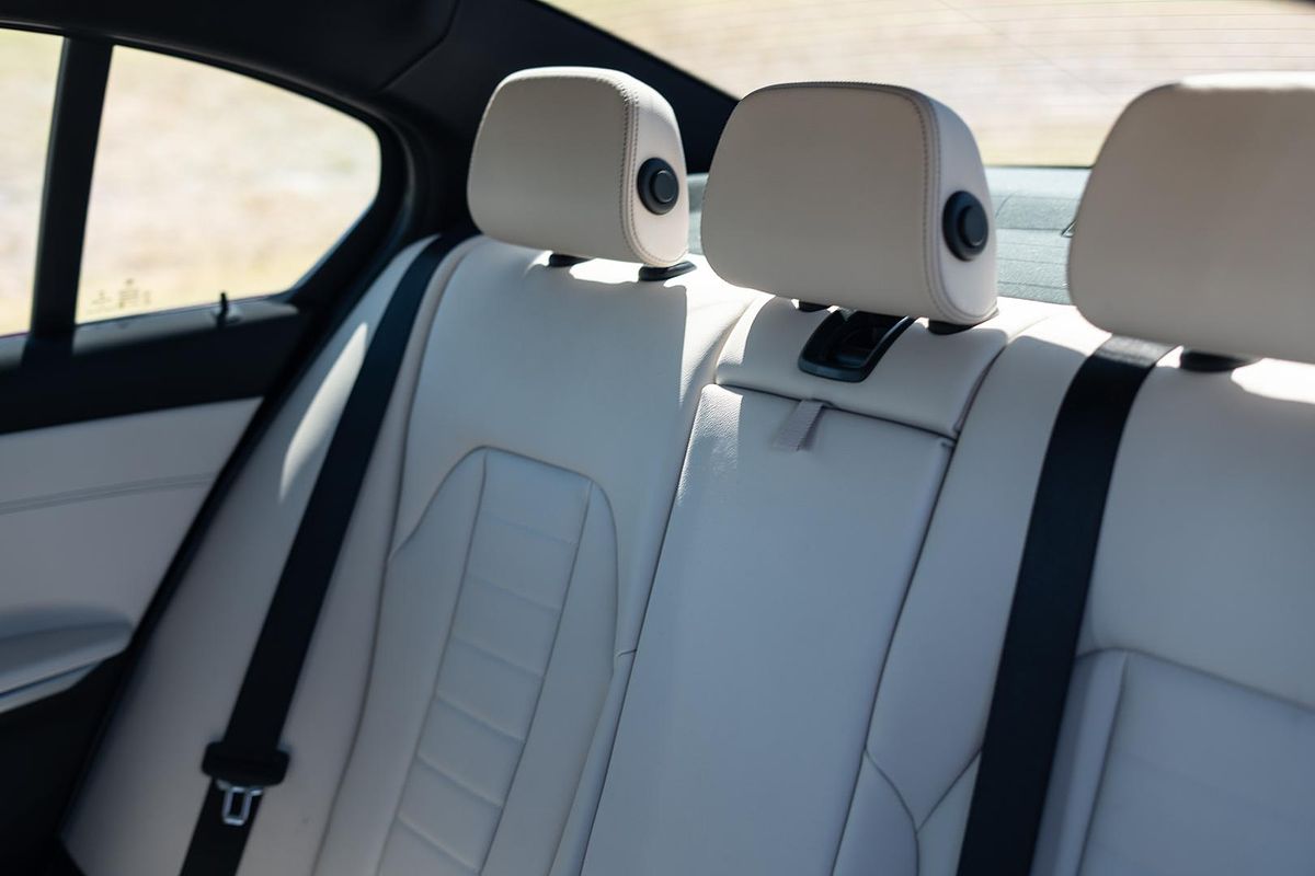2022 BMW 3 Series 330i M Sport G20