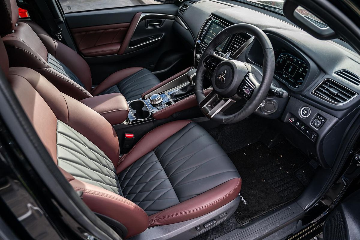 2024 Mitsubishi Pajero Sport GSR QG