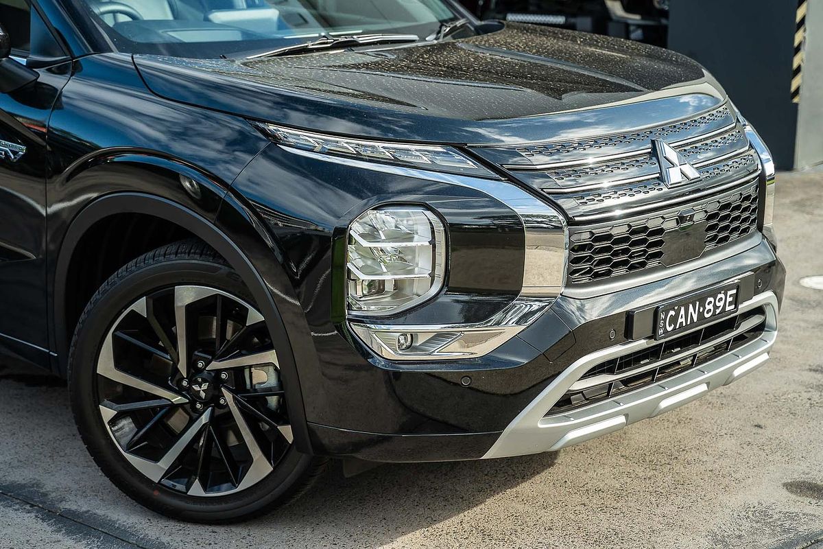 2024 Mitsubishi Outlander PHEV Exceed ZM