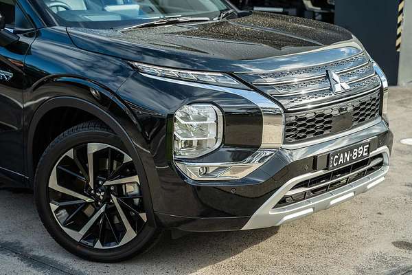 2024 Mitsubishi Outlander PHEV Exceed ZM