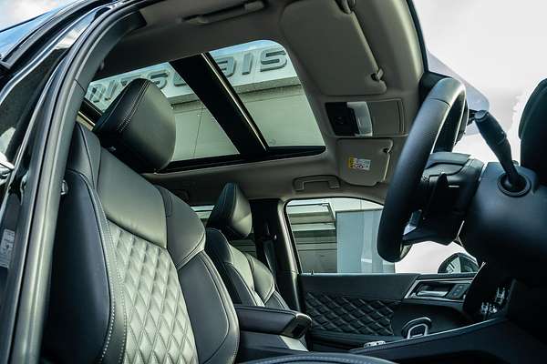 2024 Mitsubishi Outlander PHEV Exceed ZM