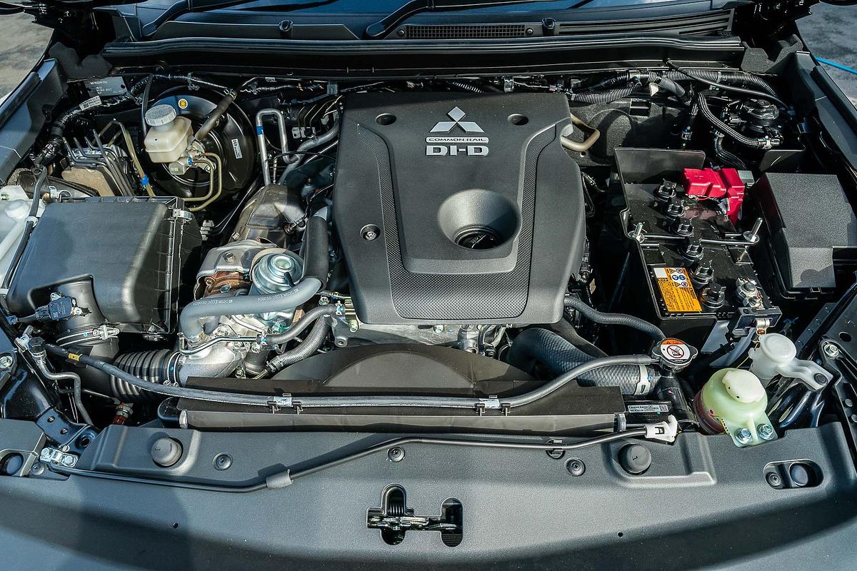2024 Mitsubishi Pajero Sport GLS QG