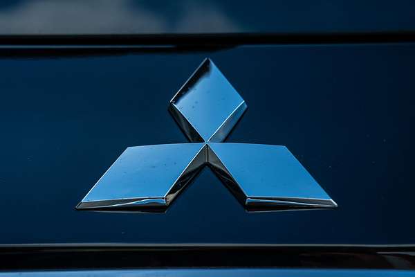 2024 Mitsubishi Pajero Sport GLS QG