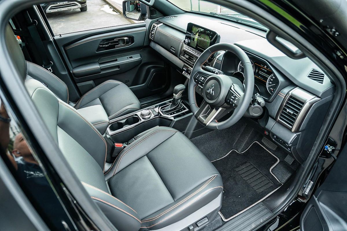 2024 Mitsubishi Triton GSR MV 4X4