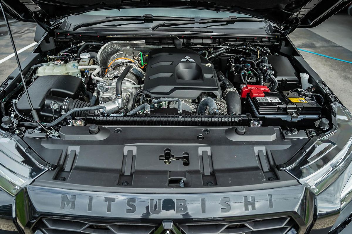 2024 Mitsubishi Triton GSR MV 4X4