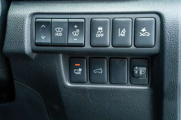 2024 Mitsubishi Eclipse Cross PHEV Exceed YB