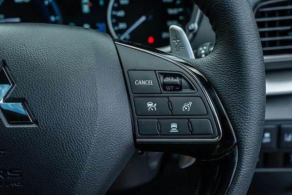 2024 Mitsubishi Eclipse Cross PHEV Exceed YB
