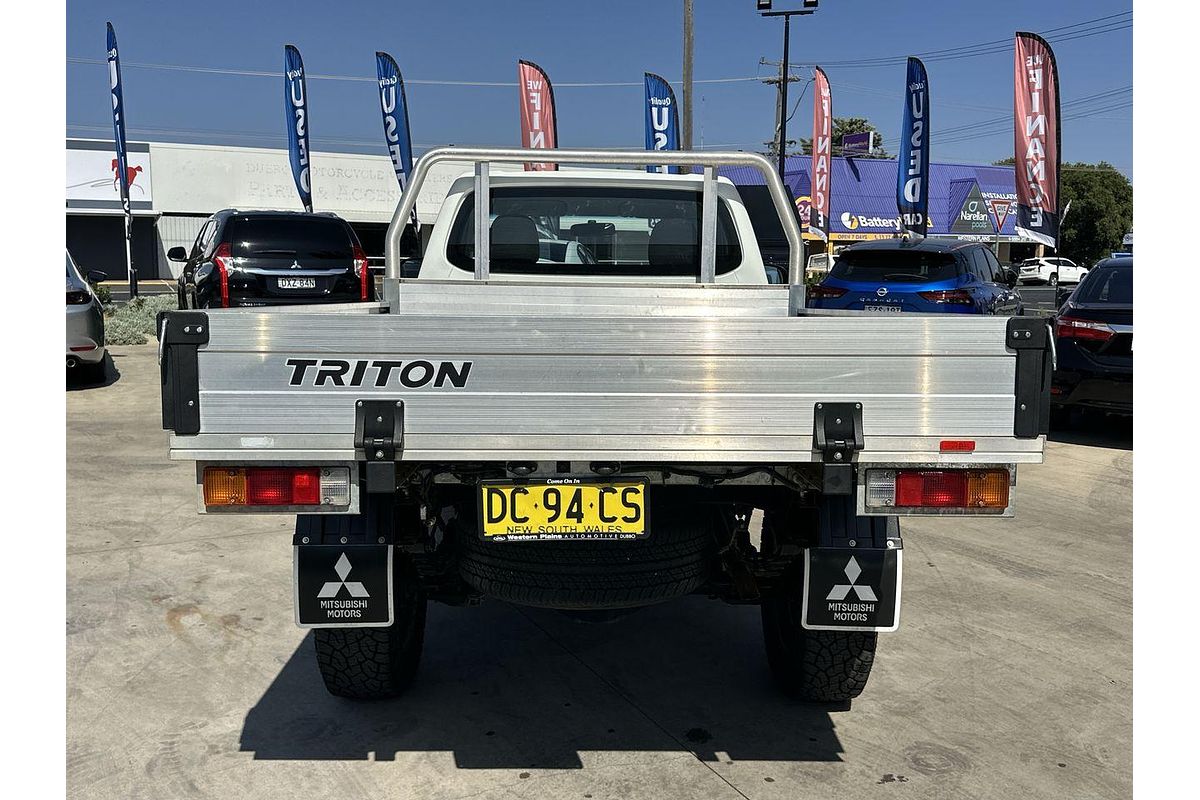 2021 Mitsubishi Triton GLX MR 4X4