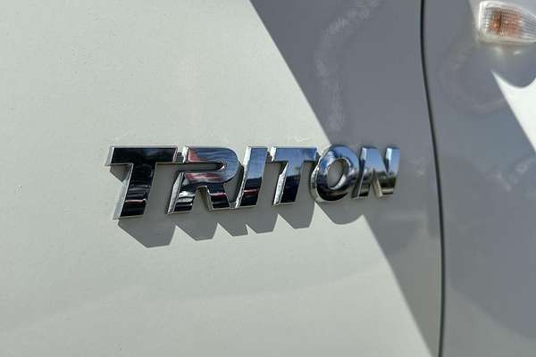 2021 Mitsubishi Triton GLX MR 4X4