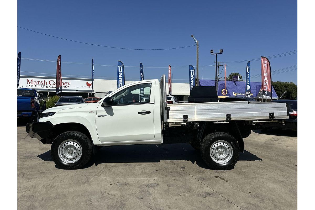 2021 Mitsubishi Triton GLX MR 4X4