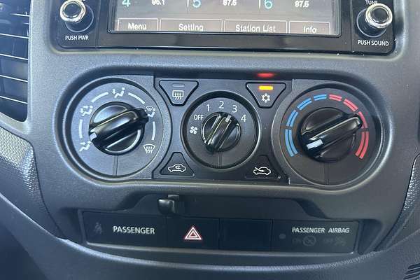 2021 Mitsubishi Triton GLX MR 4X4