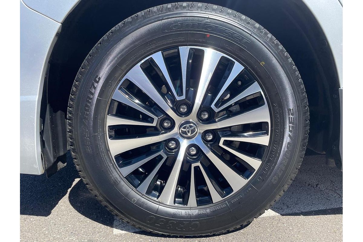2019 Toyota Granvia VX GDH303R