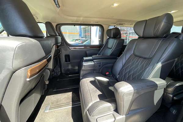 2019 Toyota Granvia VX GDH303R