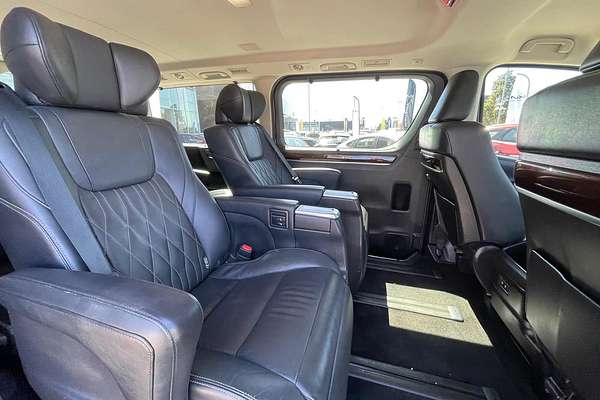 2019 Toyota Granvia VX GDH303R