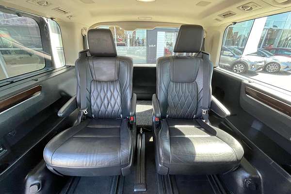 2019 Toyota Granvia VX GDH303R