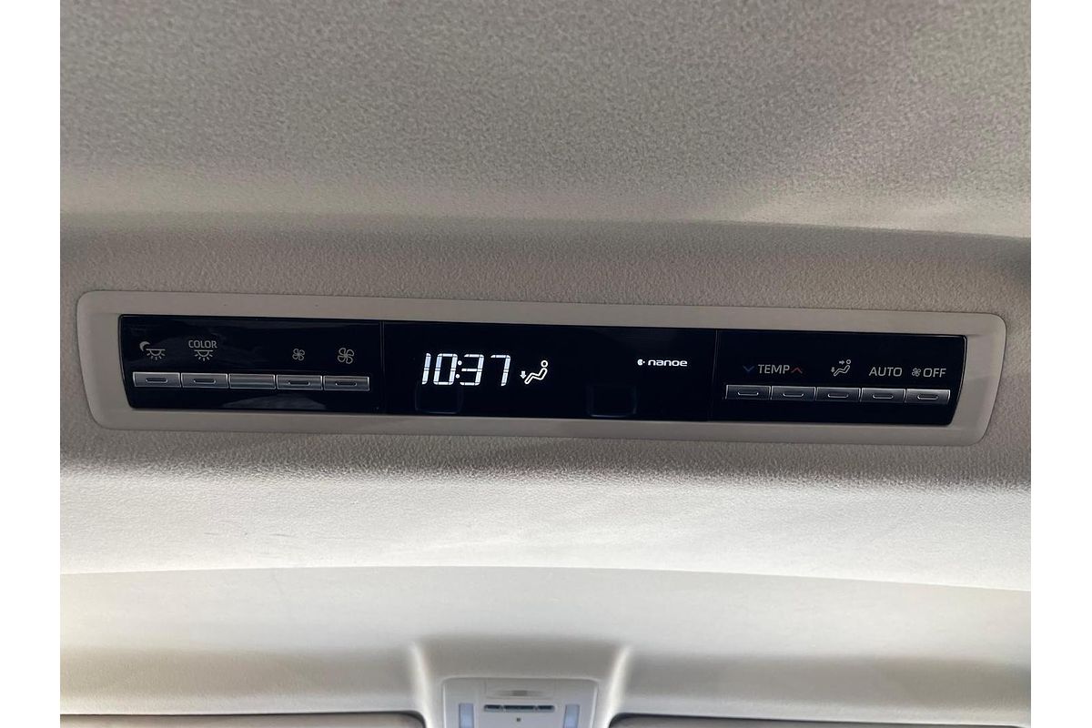 2019 Toyota Granvia VX GDH303R