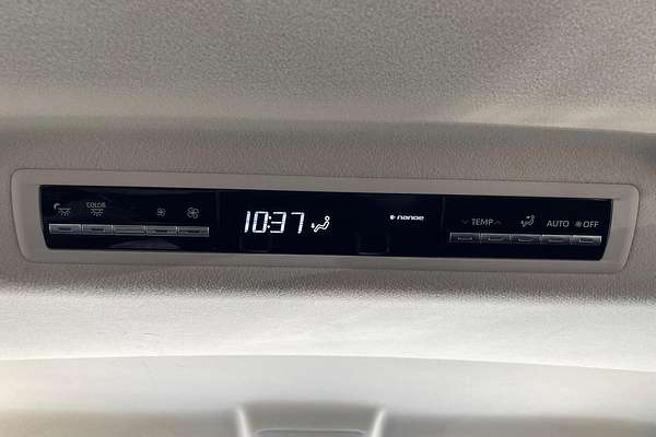2019 Toyota Granvia VX GDH303R