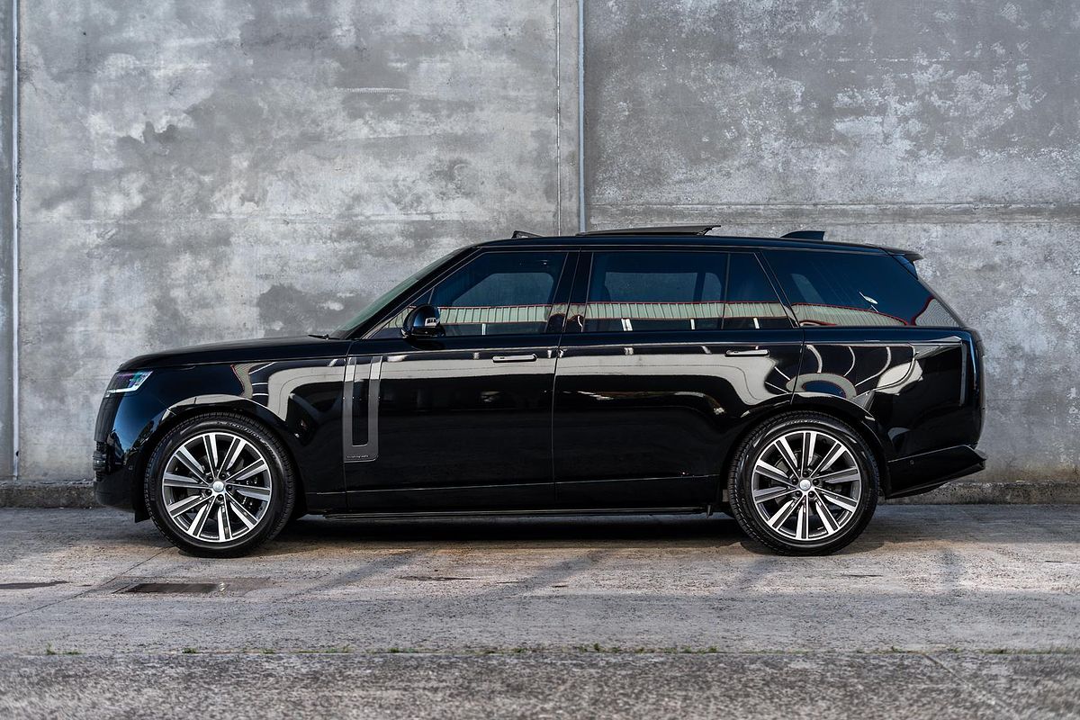2024 Land Rover Range Rover D350 Autobiography L460 LWB