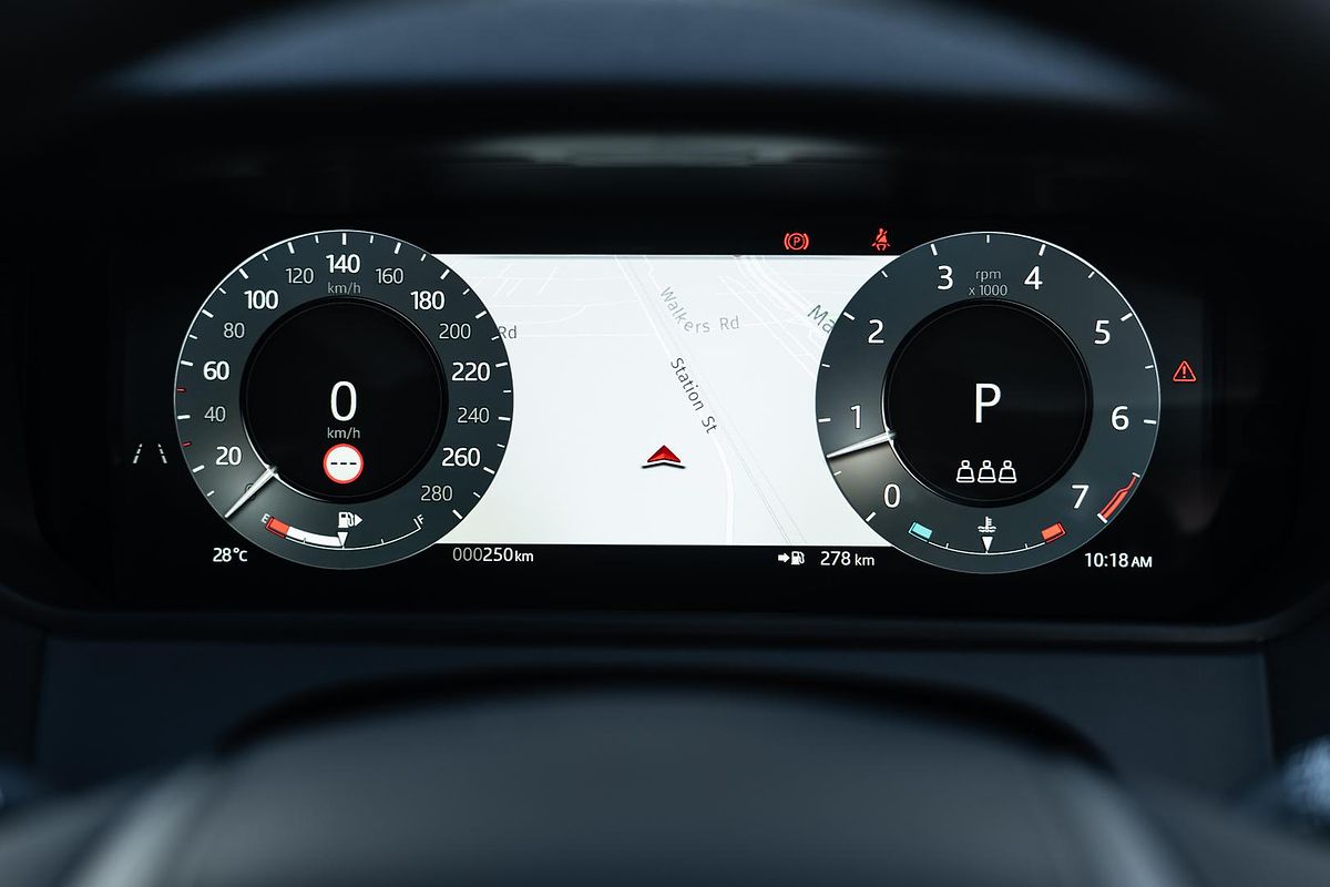 2024 Land Rover Range Rover Velar P250 Dynamic SE L560