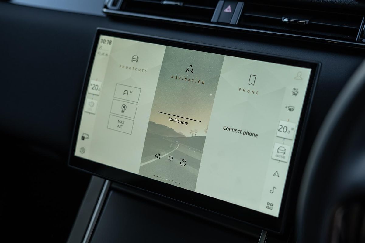 2024 Land Rover Range Rover Velar P250 Dynamic SE L560