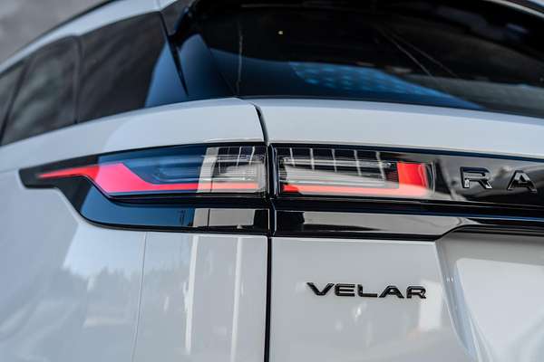 2024 Land Rover Range Rover Velar P250 Dynamic SE L560