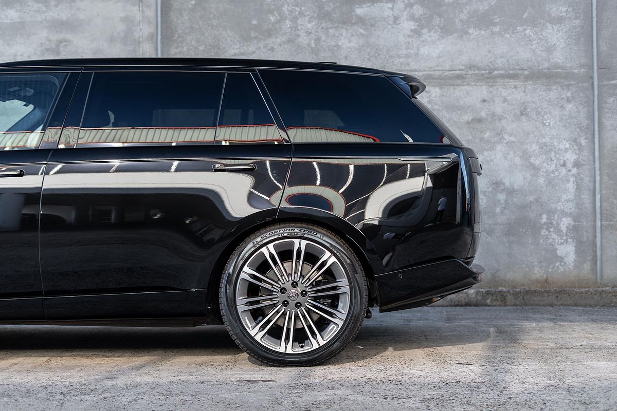 2024 Land Rover Range Rover P615 SV L460 LWB