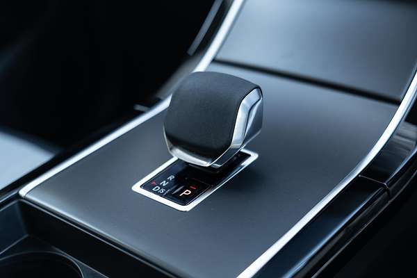 2024 Land Rover Range Rover Evoque P250 Dynamic SE L551