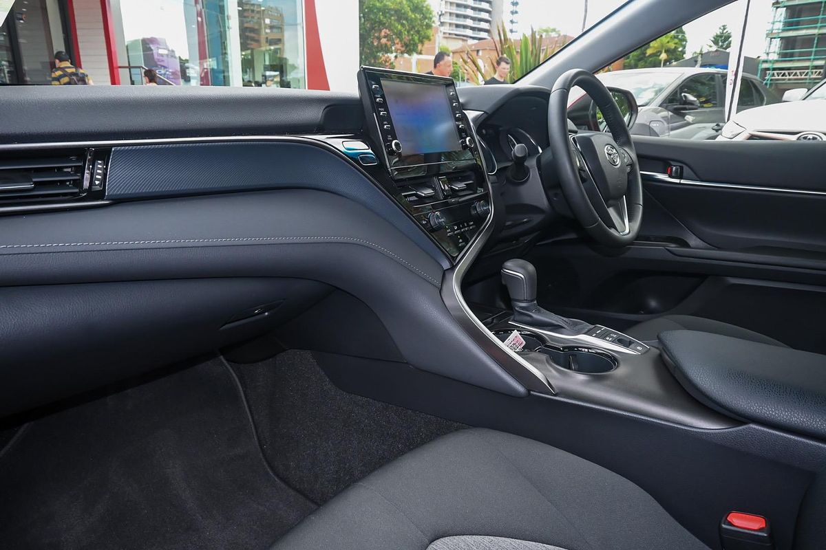 2024 Toyota Camry Ascent Sport AXVH70R