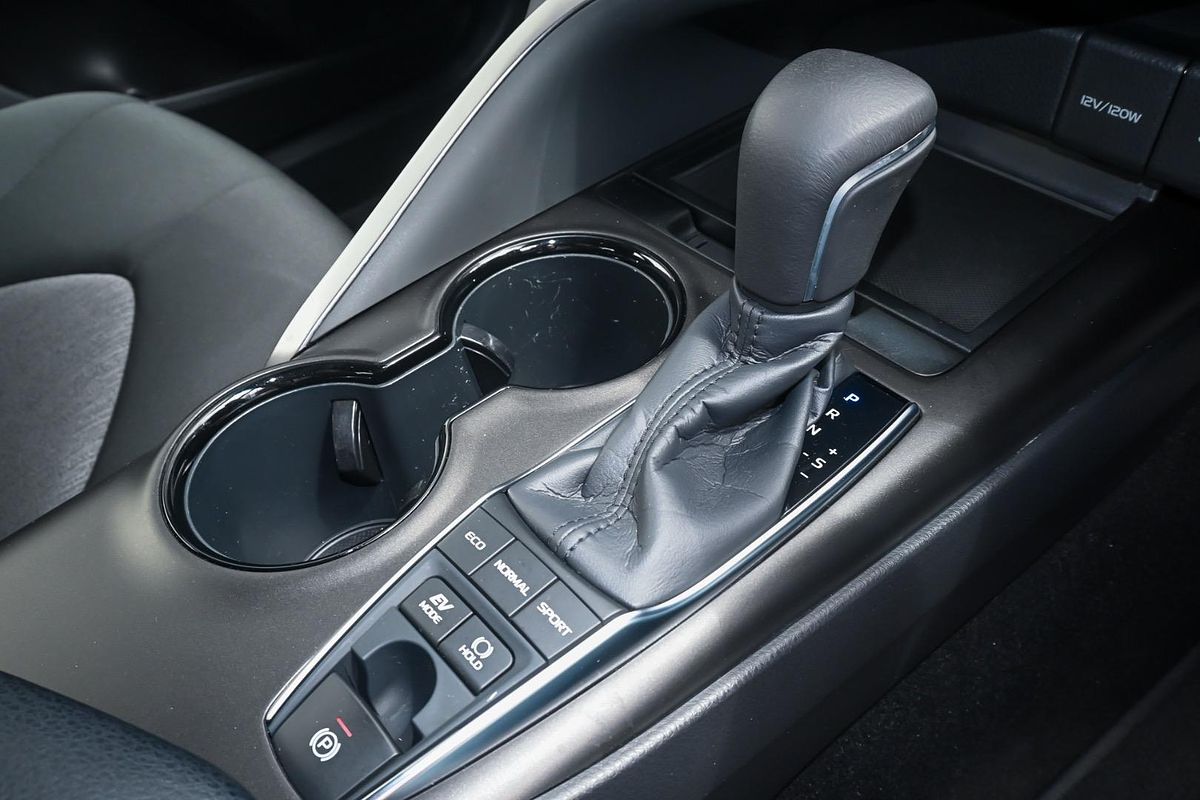 2024 Toyota Camry Ascent Sport AXVH70R