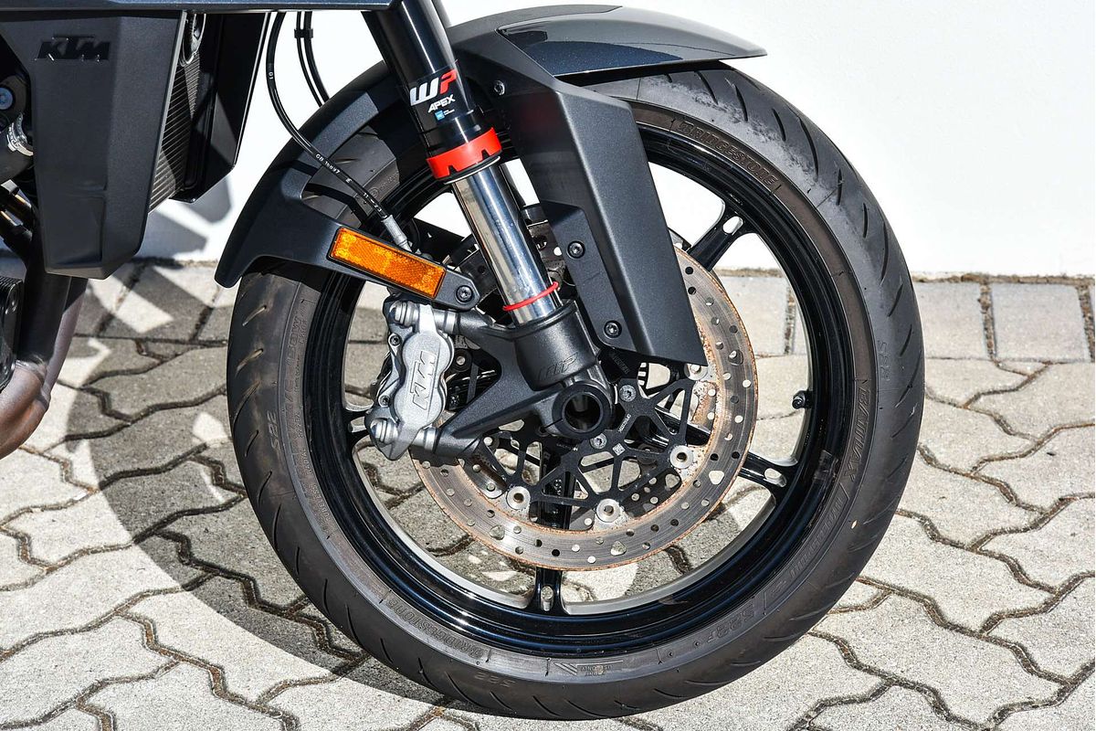 2024 KTM DUKE